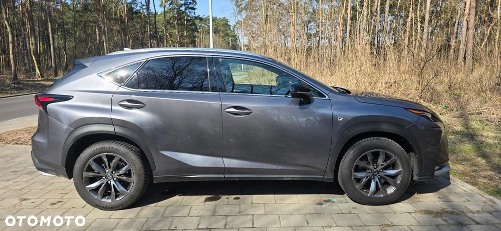 Lexus NX 200t F Sport AWD - 3