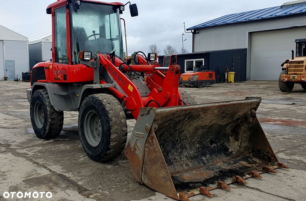 Volvo L30G - 14
