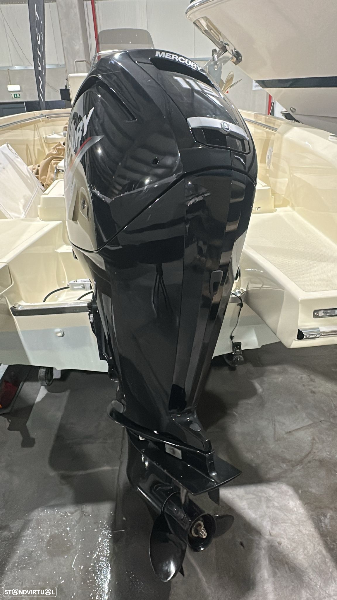 Invictus Yachts FX 190 - 13