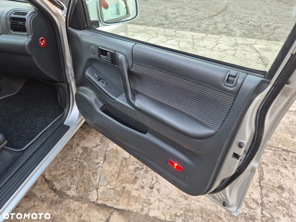 Opel Frontera - 16