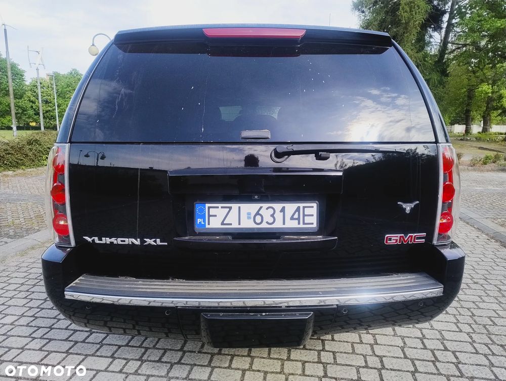 GMC Yukon Denali 6.2 - 4
