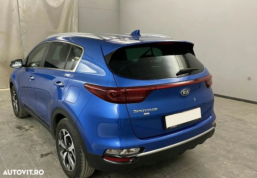 Kia Sportage 1.6 GDI 6MT 4x2 Style - 2
