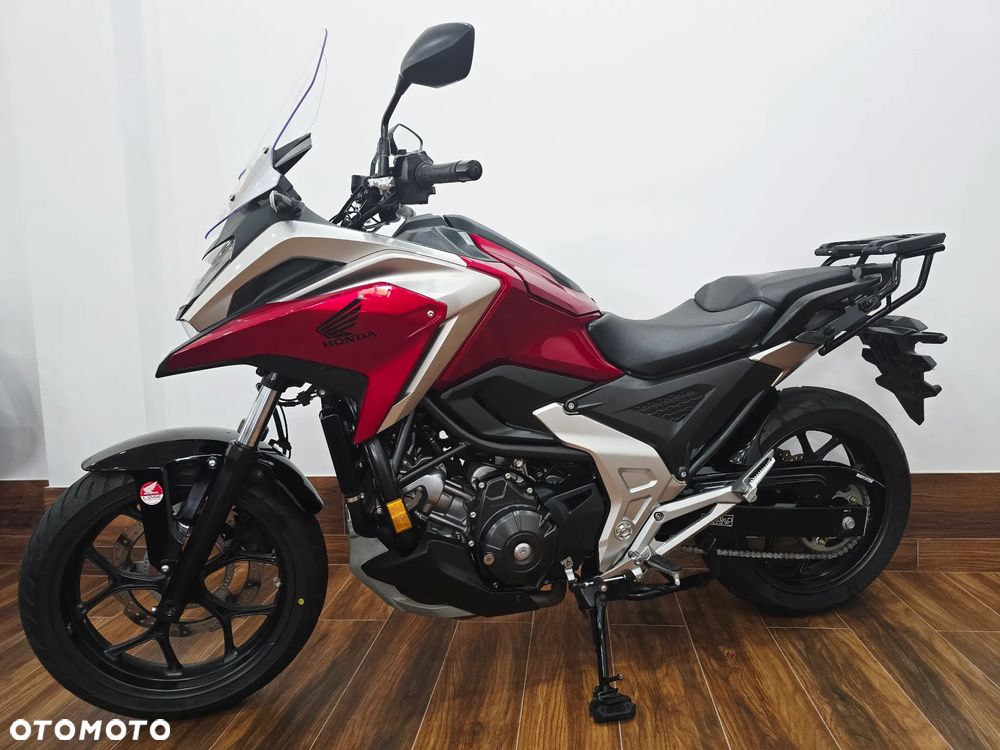 Honda NC - 23