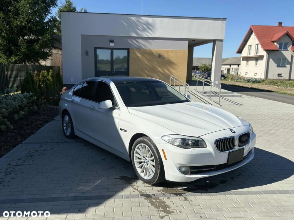BMW Seria 5 535i xDrive Luxury Line - 9