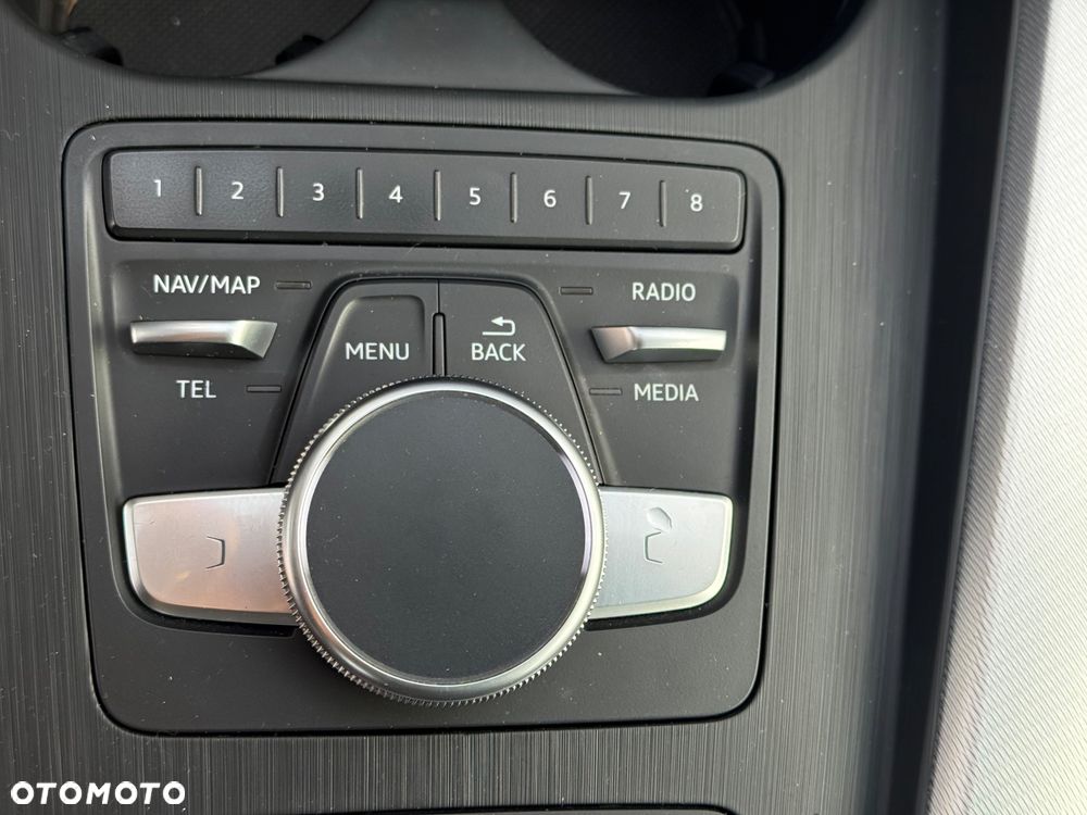 Audi A4 Allroad 2.0 TDI Quattro S tronic - 23