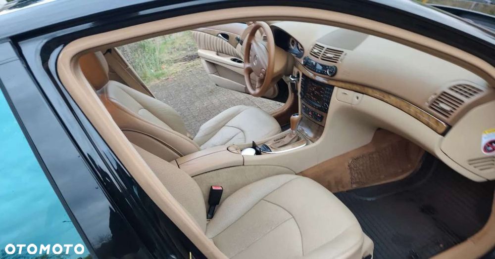 Mercedes-Benz Klasa E - 34