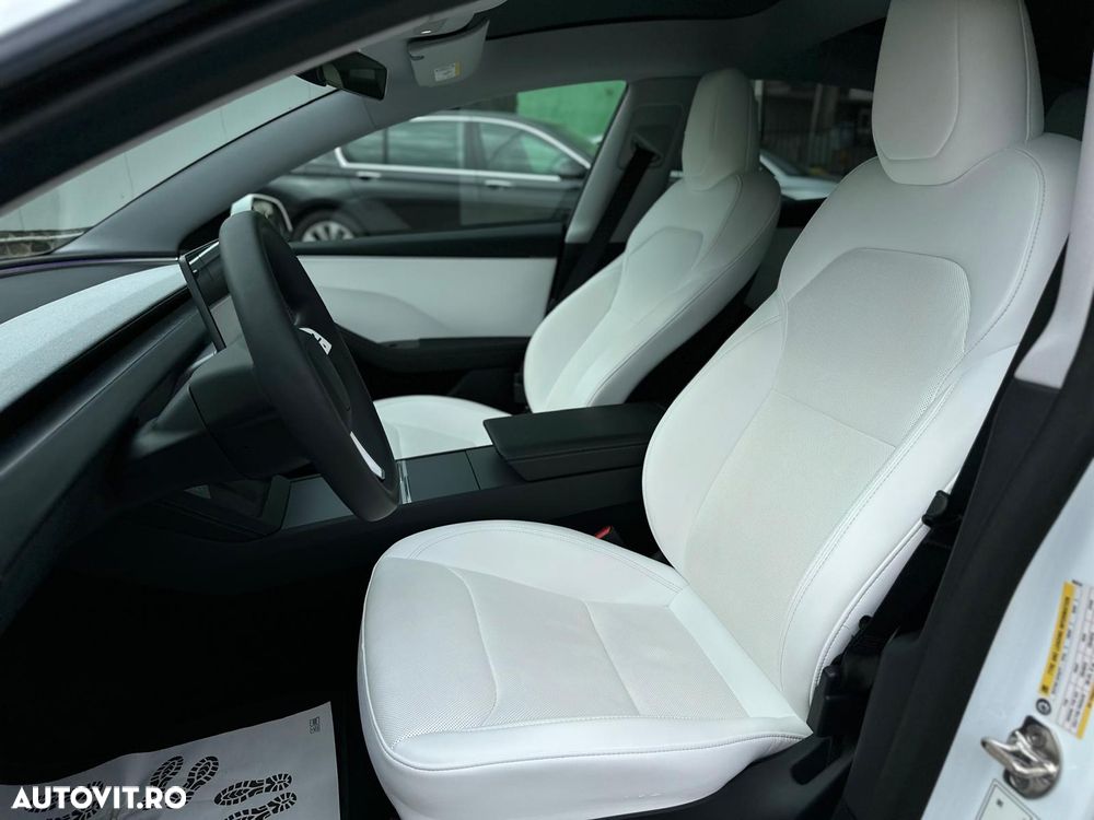 Tesla Model 3 Standard Reichweite Plus Hinterradantrieb - 25