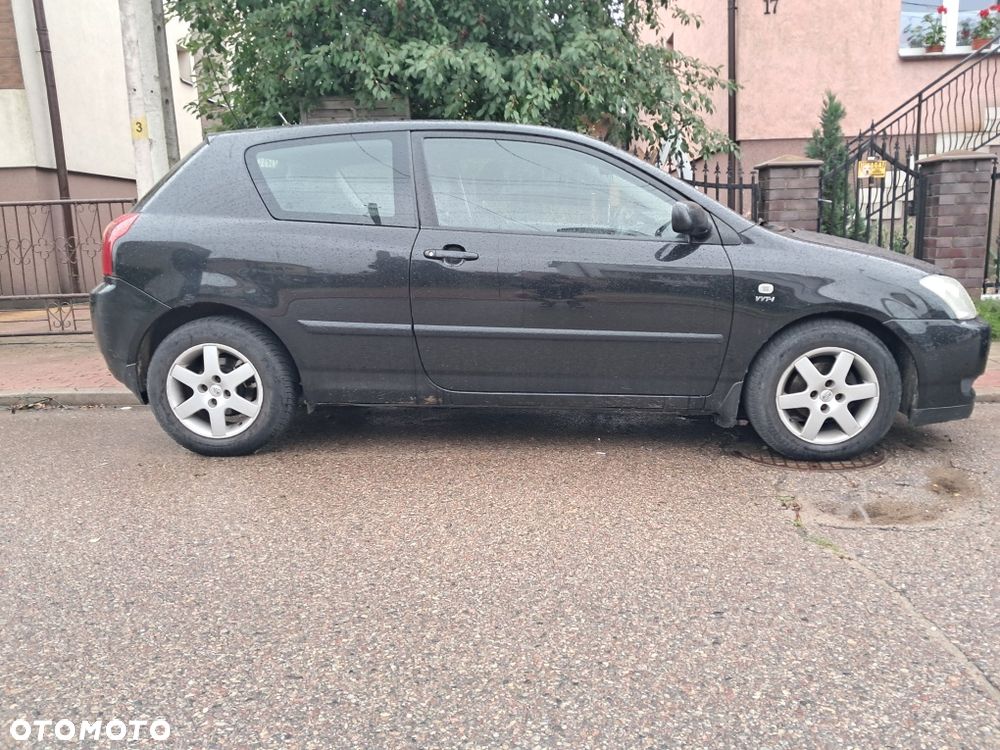 Toyota Corolla - 3