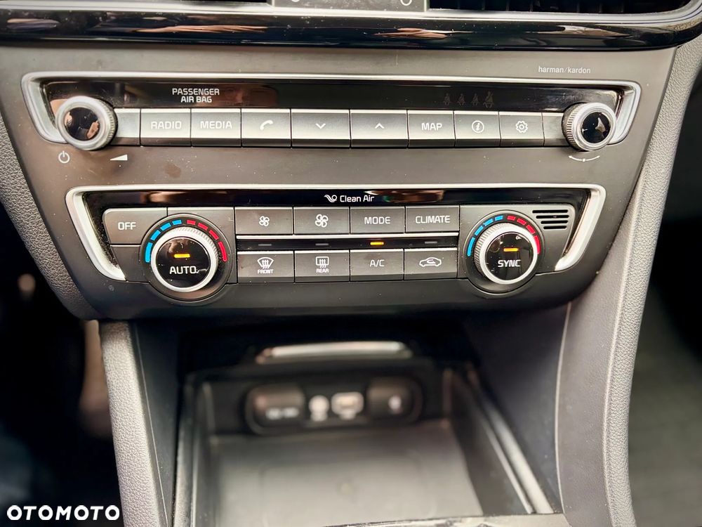 Kia Optima 1.7 CRDI L DCT - 23