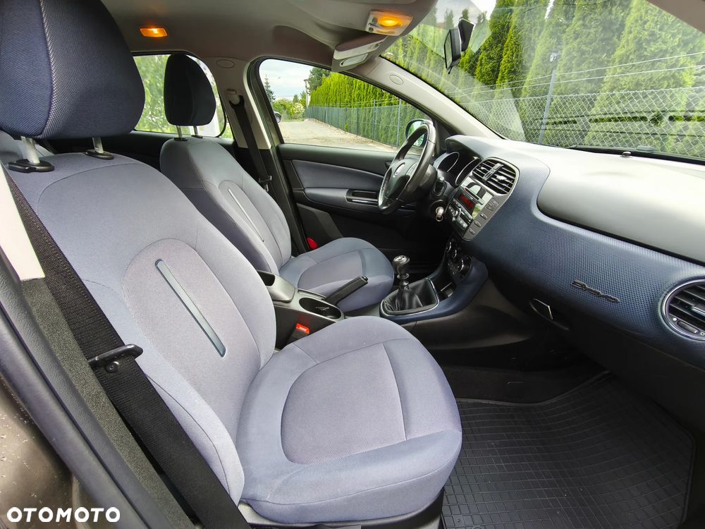 Fiat Bravo 1.4 T-JET 16V Dynamic - 21