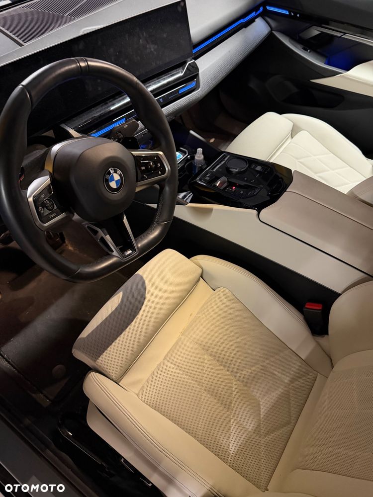 BMW Seria 5 520i mHEV M Sport sport - 14