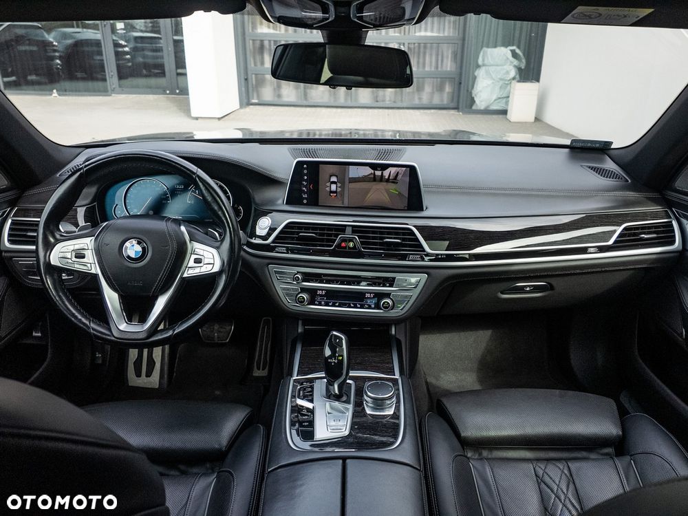 BMW Seria 7 750d xDrive - 17