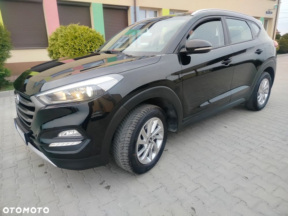 Hyundai Tucson 2.0 TDCi 2x4 Titanium - 19