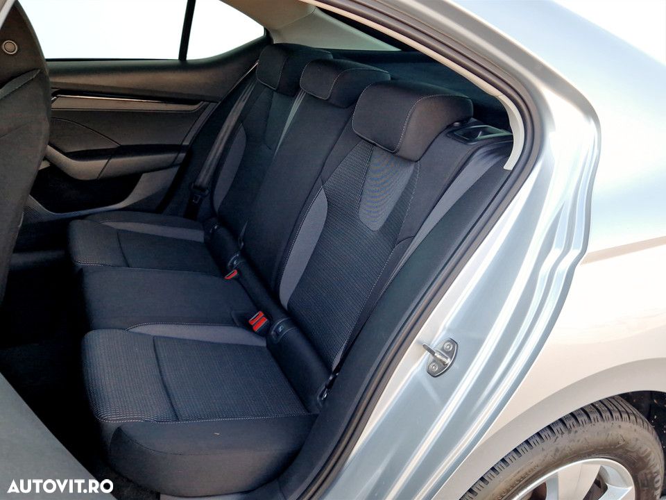 Skoda Octavia - 15