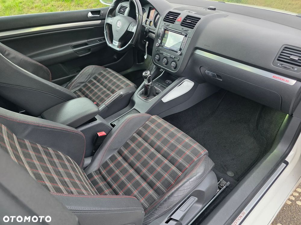 Volkswagen Golf 2.0 GTI Edition 30 - 8