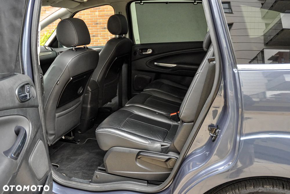 Ford S-Max 2.0 TDCi DPF Titanium - 8