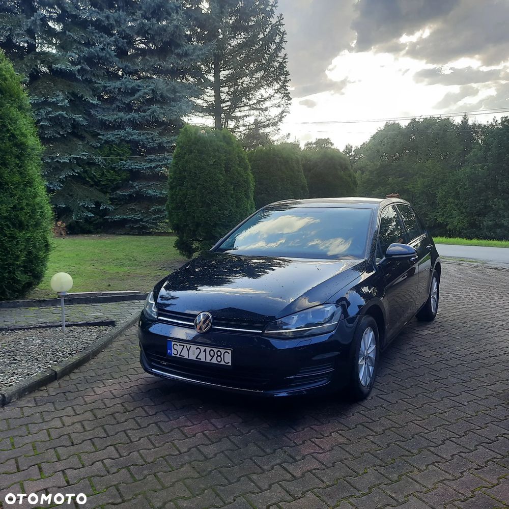 Volkswagen Golf - 2