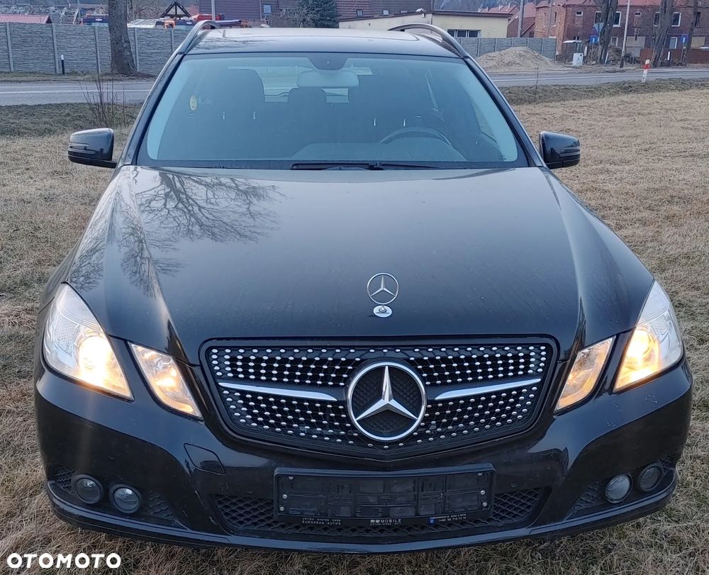 Mercedes-Benz Klasa E 200 CDI DPF BlueEFFICIENCY Automatik Elegance - 3