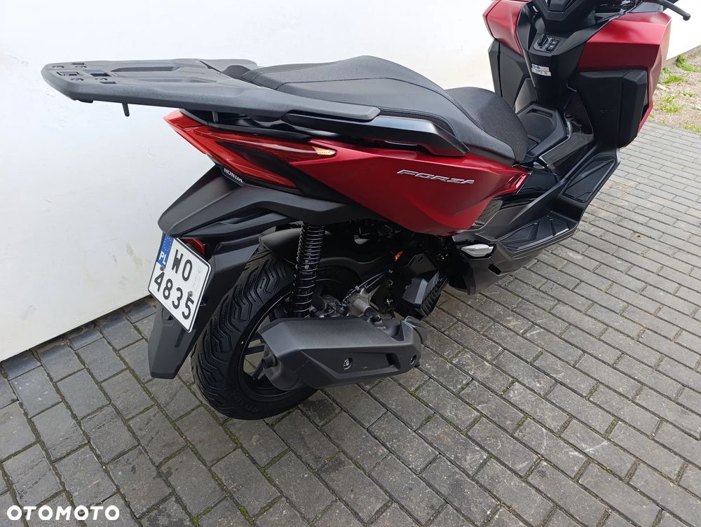 Honda NSS - 17