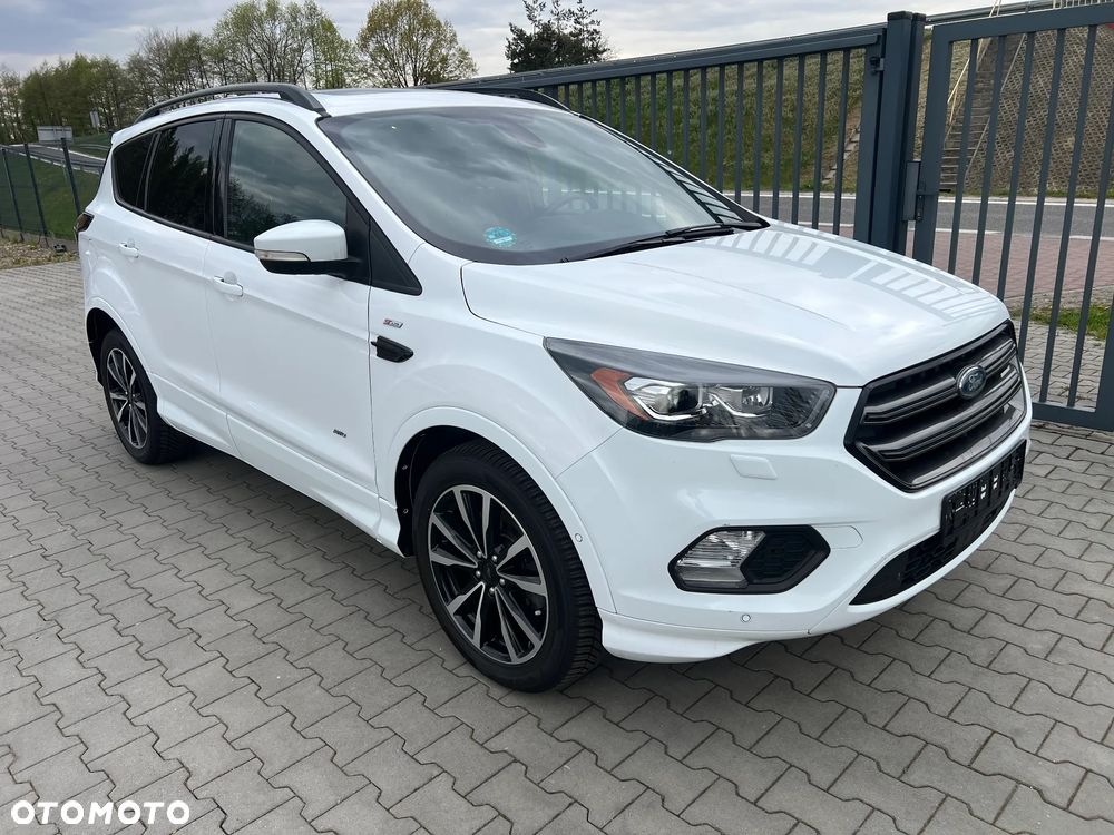 Ford Kuga 1.5 EcoBoost 4x4 ST-Line - 3