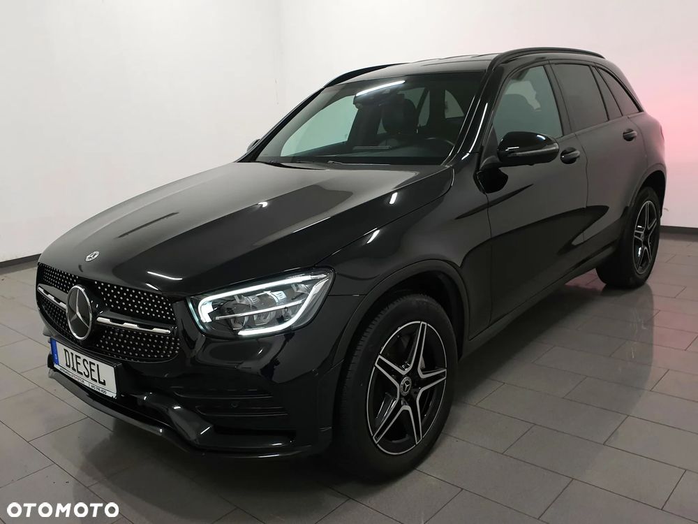 Mercedes-Benz GLC 300 de 4Matic 9G-TRONIC AMG Line Plus - 10