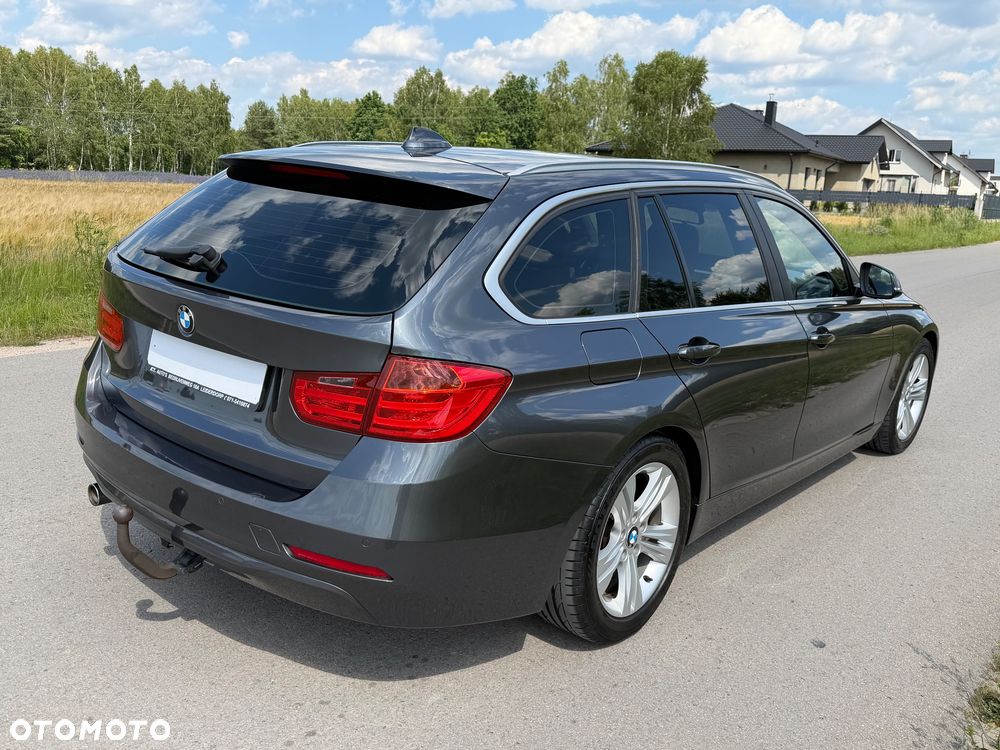 BMW Seria 3 320d Luxury Line - 16
