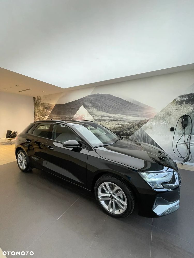Audi A3 Sportback 35 TFSI mHEV Advanced S tronic - 3