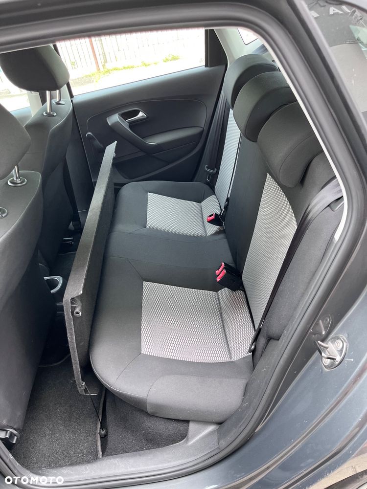 Volkswagen Polo - 11
