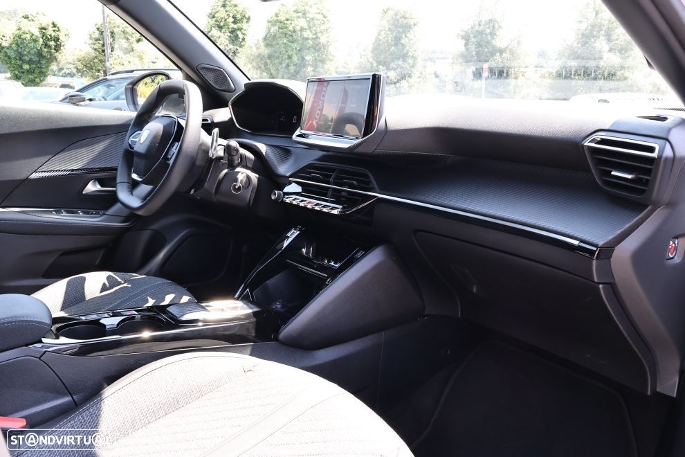 Peugeot 2008 1.2 Hybrid Allure e-DCS6 - 13