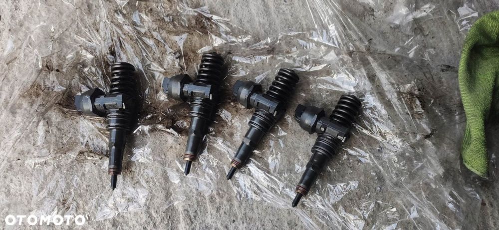 POMPOWTRYSK VW AUDI SEAT 1.9 TDI 038130073AJ - 1