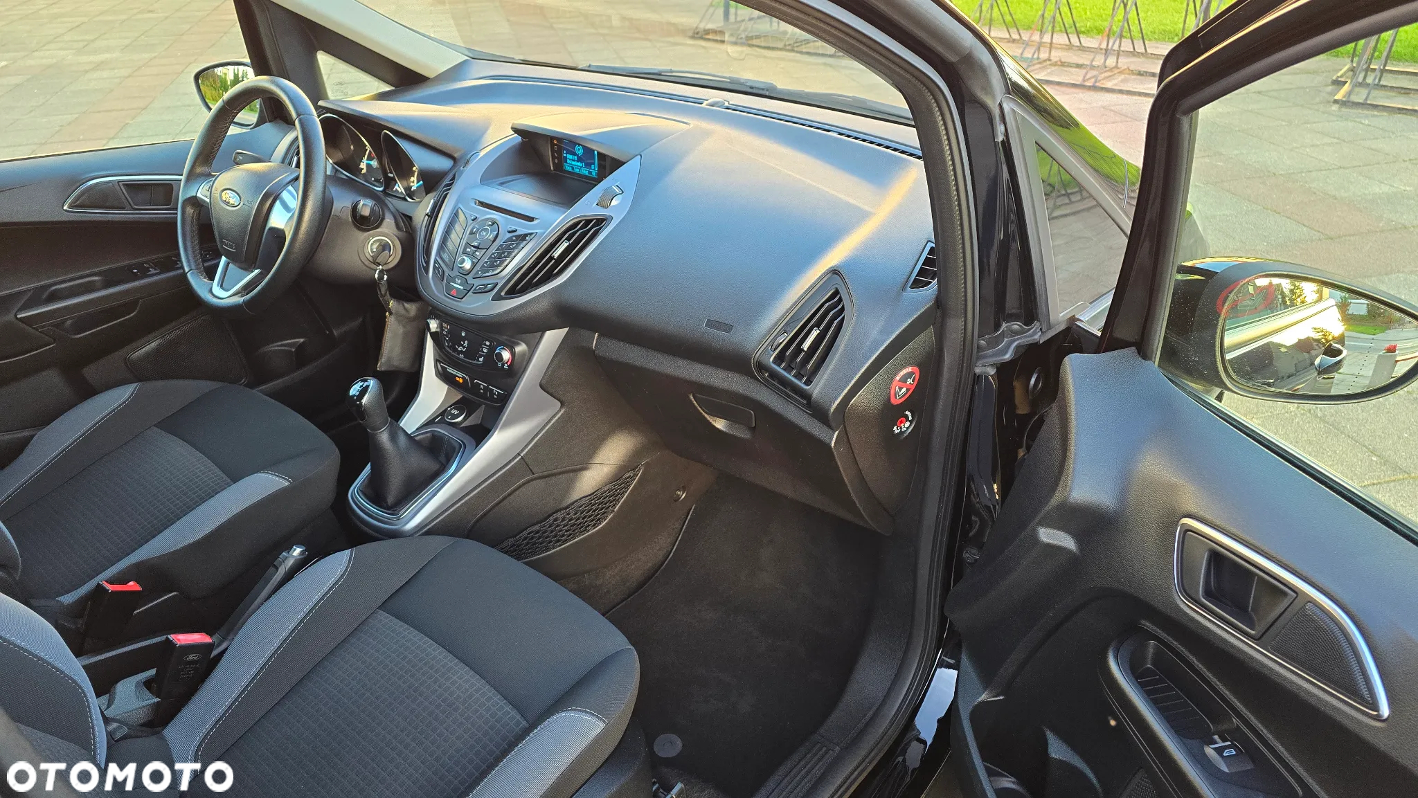 Ford B-MAX - 11