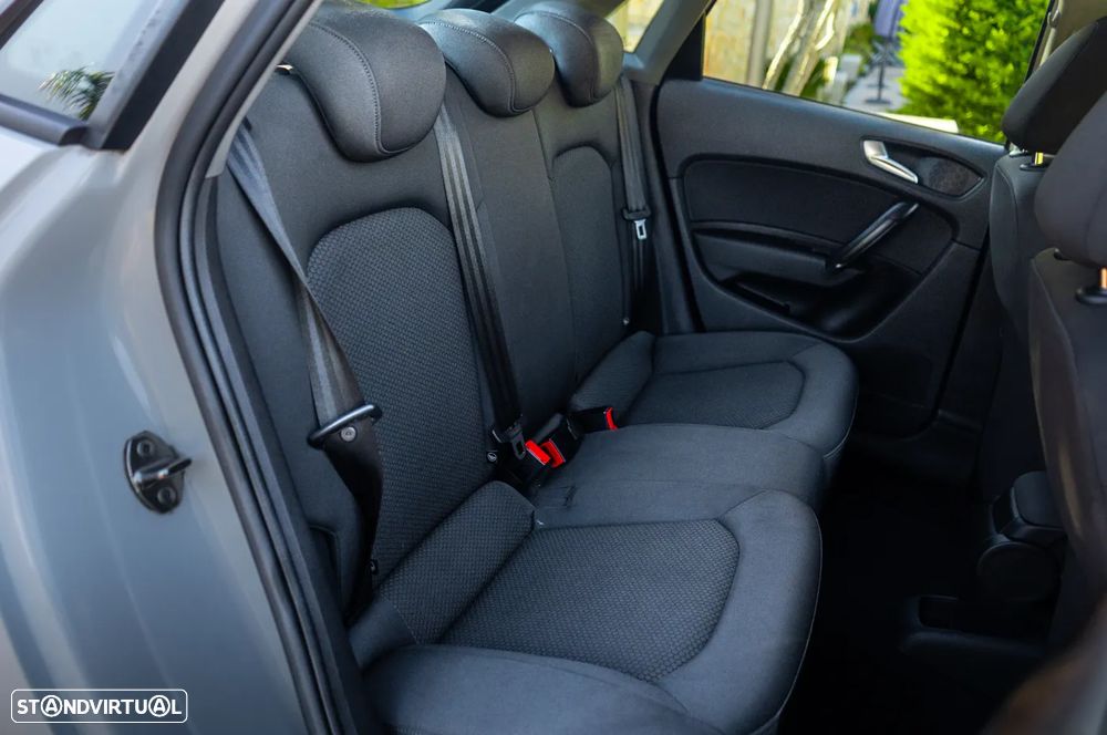 Audi A1 Sportback 1.4 TDI S-line - 41