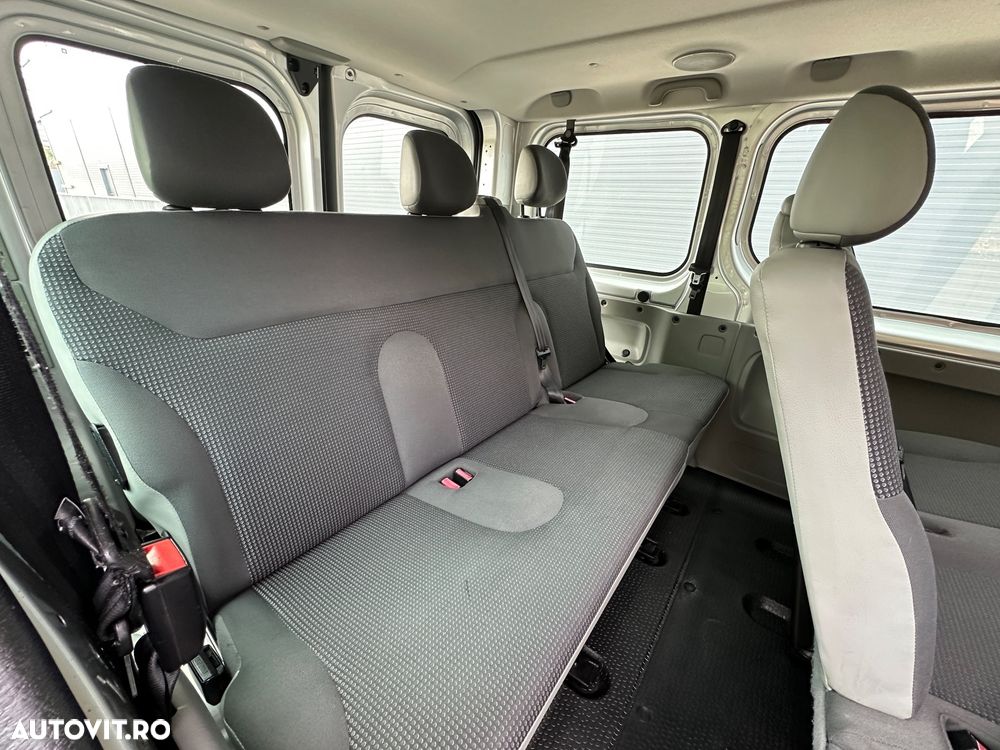 Opel Vivaro - 8