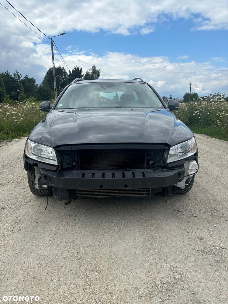 Volvo V70 D4 Geartronic Summum - 4