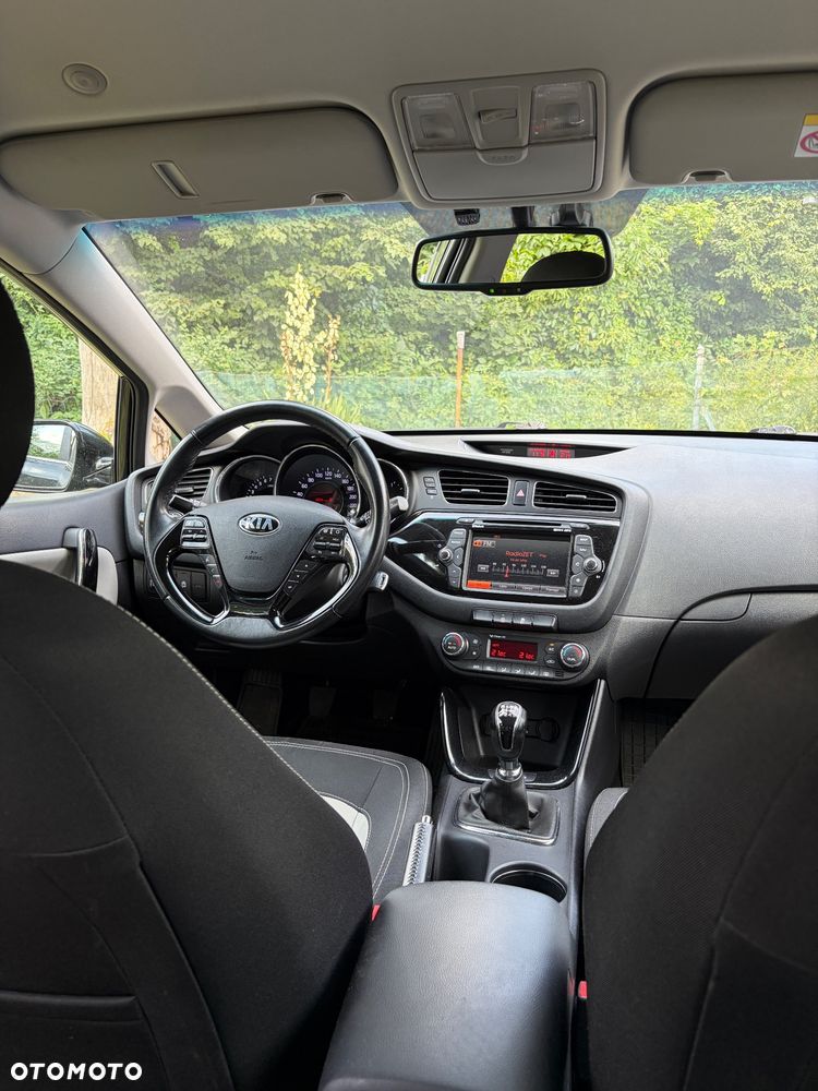 Kia Ceed 1.6 GDI Business Line - 19