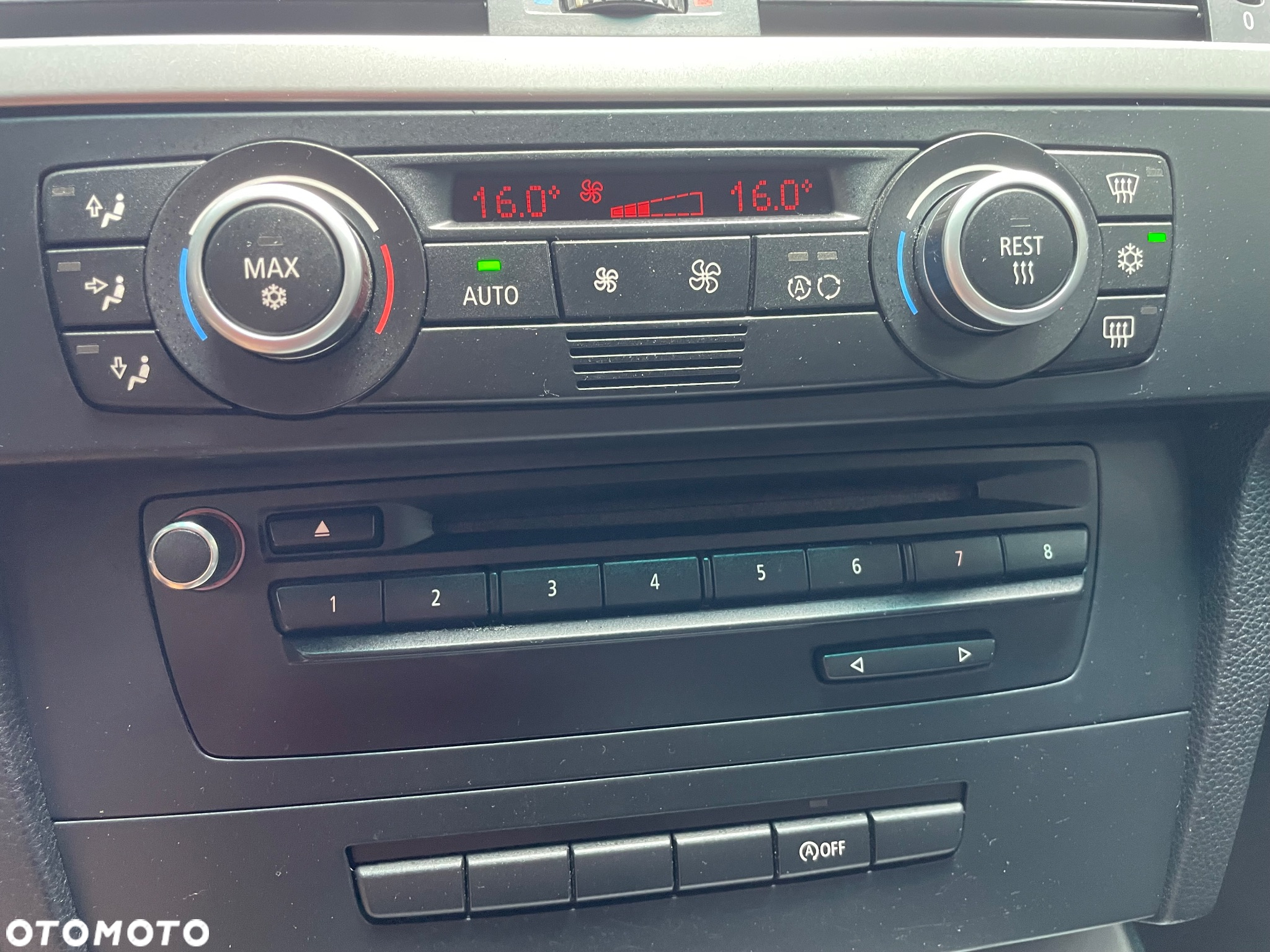 BMW Seria 3 320d DPF Touring - 21