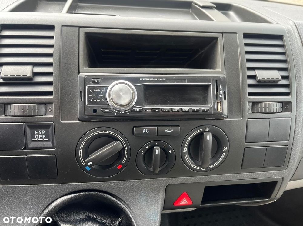 Volkswagen Transporter - 16
