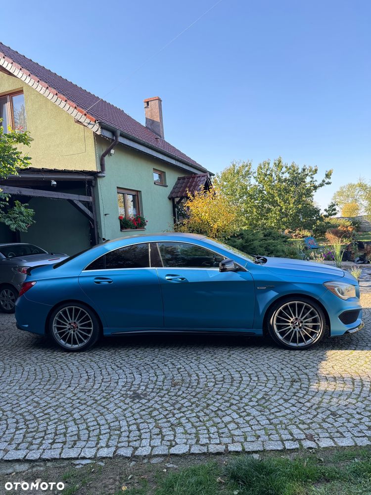 Mercedes-Benz CLA 45 AMG 4-Matic - 6
