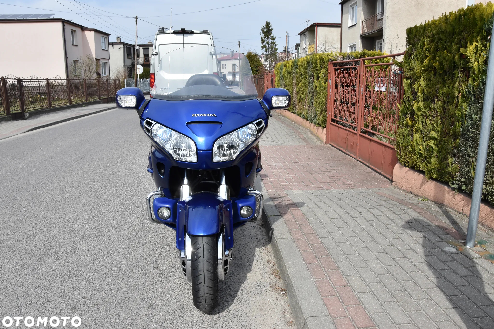Honda GL - 9