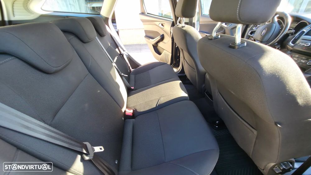 Ford Focus SW - 6