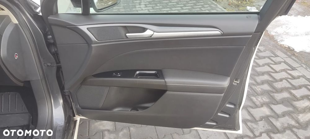 Ford Mondeo 2.0 TDCi STart-Stopp PowerShift-Aut Titanium - 21