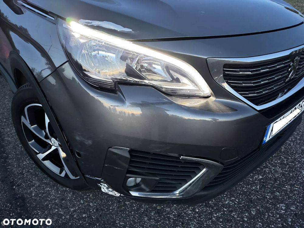 Peugeot 5008 1.2 PureTech Active S&S - 37