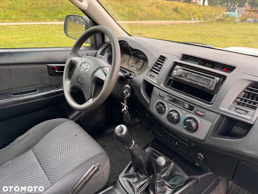 Toyota Hilux 4x4 Double Cab - 18