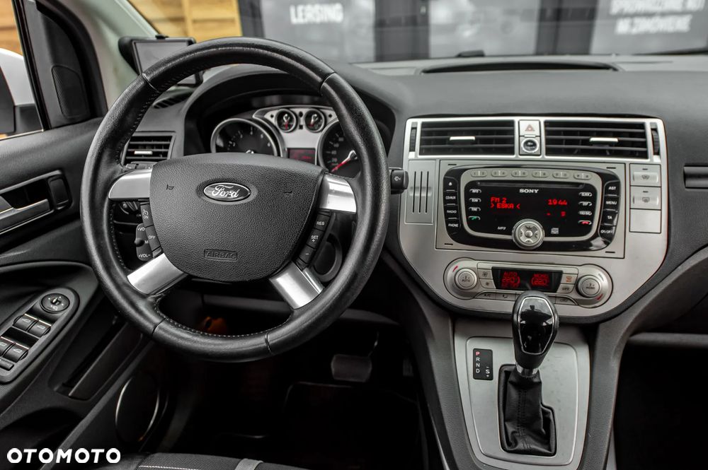 Ford Kuga 2.5 4x4 Trend - 24