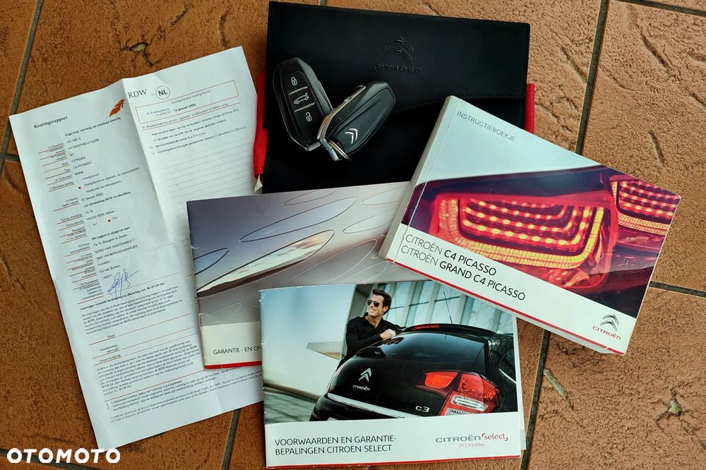 Citroën C4 Picasso THP 155 Exclusive - 41