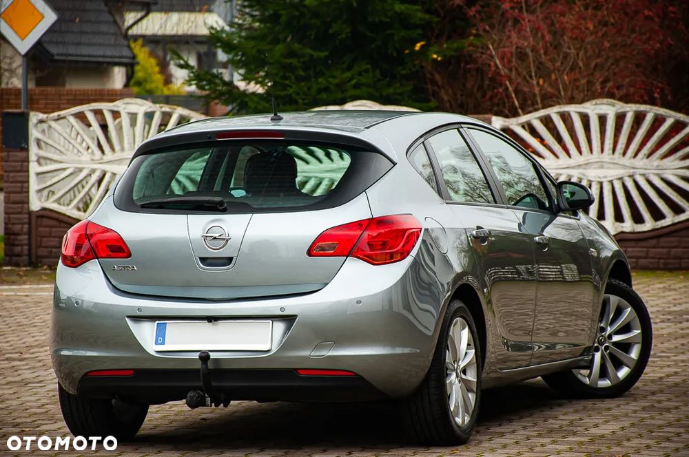 Opel Astra 1.6 Active - 19