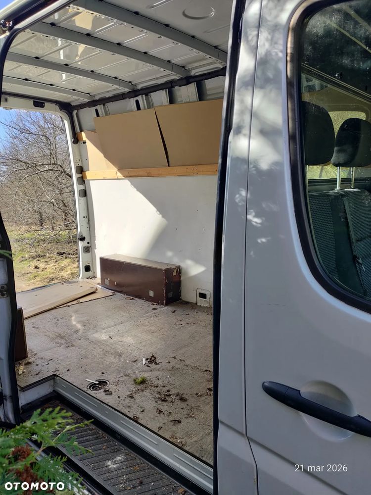 Mercedes-Benz SPRINTER - 15