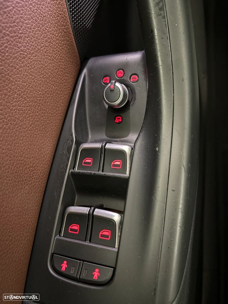 Audi Q3 2.0 TDI S tronic - 19