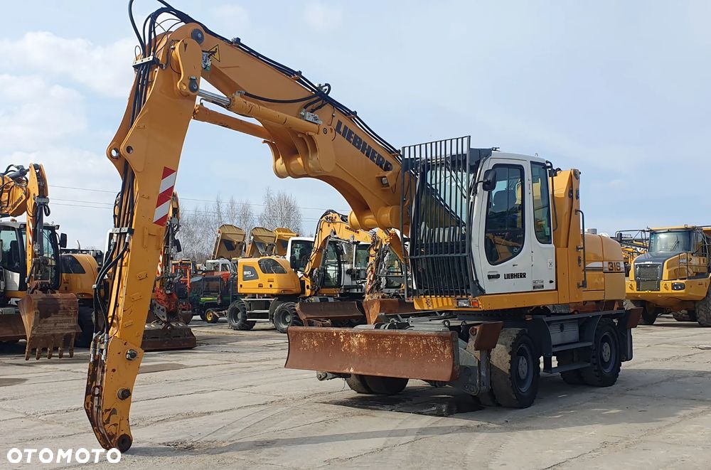 Liebherr A316
