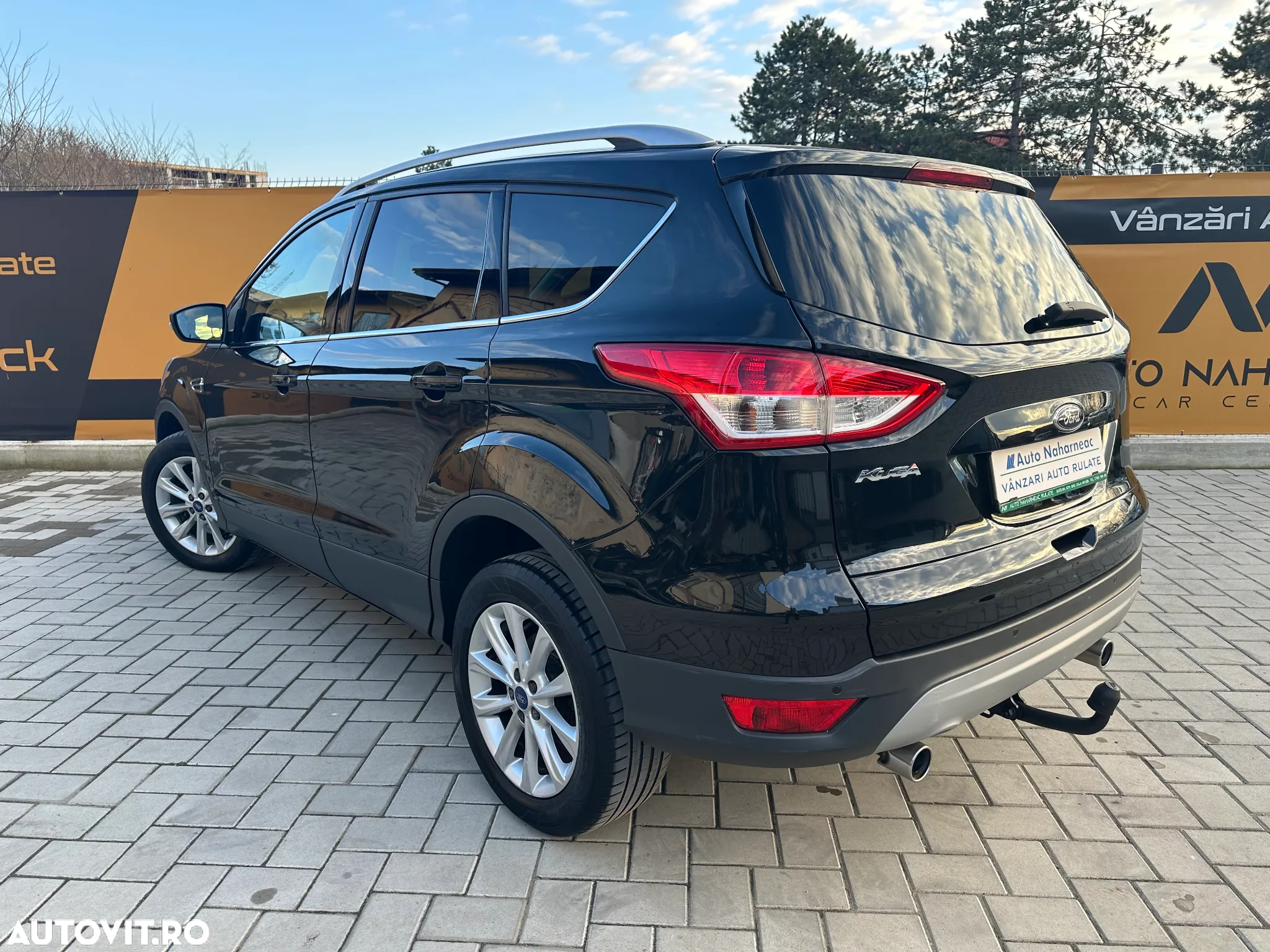Ford Kuga 2.0 TDCi 2WD Titanium - 4